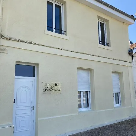 Pellisson Apartament